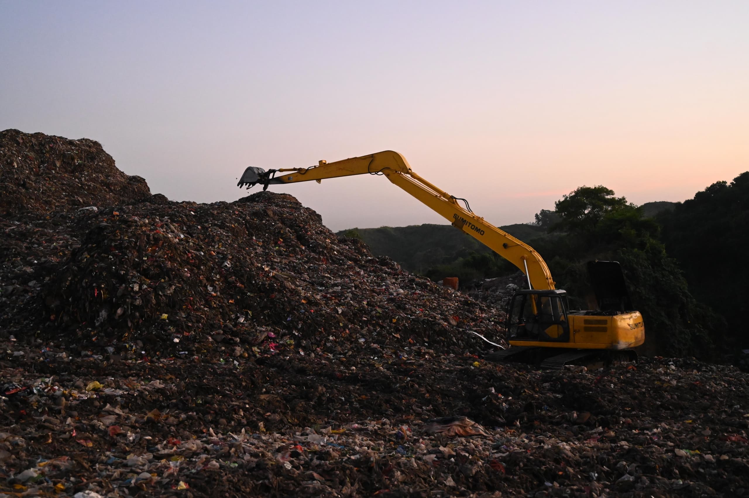 photo-of-backhoe-on-landfill-3230538.jpg ATTACHMENT DETAILS photo-of-backhoe-on-landfill